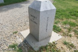 A D.C. boundary marker near the Jones Point Lighthouse. (WTOP/William Vitka)