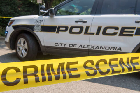 Smoke bomb, fugitive discovered during traffic stop in Northern Virginia